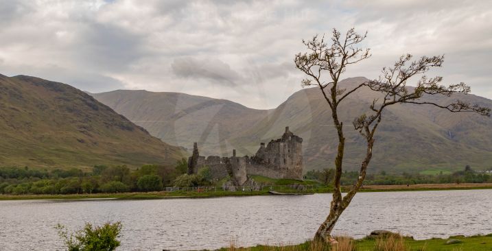 Situated on Loch Awe in the Scottish highlands the stunning Kilchurn castle